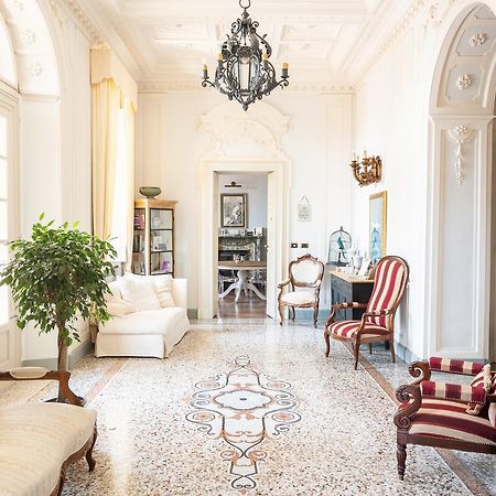Villa Erre - Literary B&B Lanzo Torinese Εξωτερικό φωτογραφία